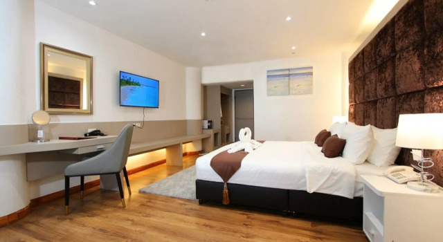 Pooh Beach Resort & Spa
