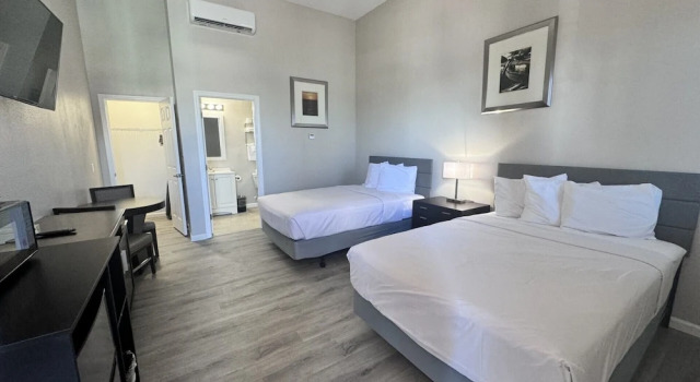 John's Pass Hotel, Забронировать Отель Мадейра-Бич Сент-Пит-Бич