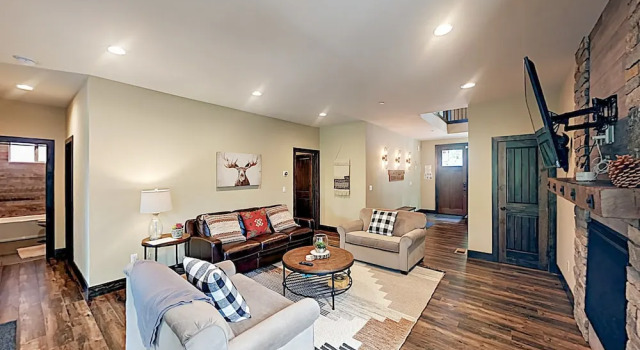 2015 South Lake Tahoe - 4 Br Home