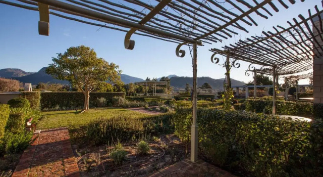 Люкс La Cabriere Country House