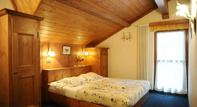 Hotel Garnì Il Cirmolo, Забронировать Отель Рокка-Пьеторе Чиветта