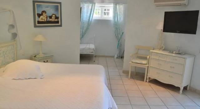 Трёхместный номер Standard Hotel Villa Des Anges