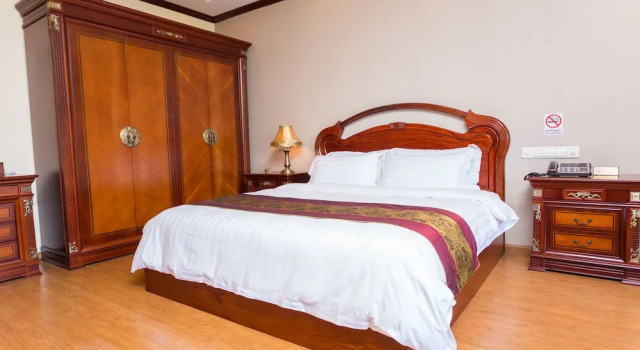 Люкс Mekong Hotel