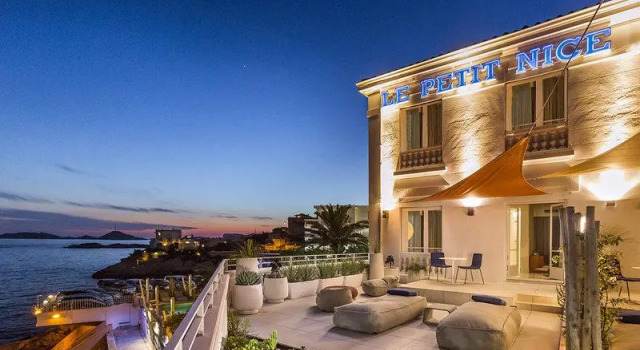 Номер Deluxe Отель Le Petit Nice Passedat - Relais & Châteaux