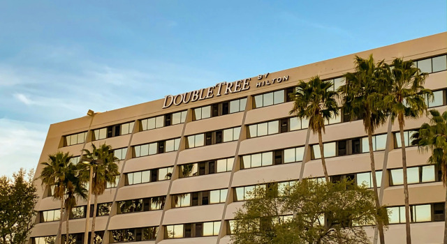 DoubleTree Suites by Hilton Hotel Tampa Bay