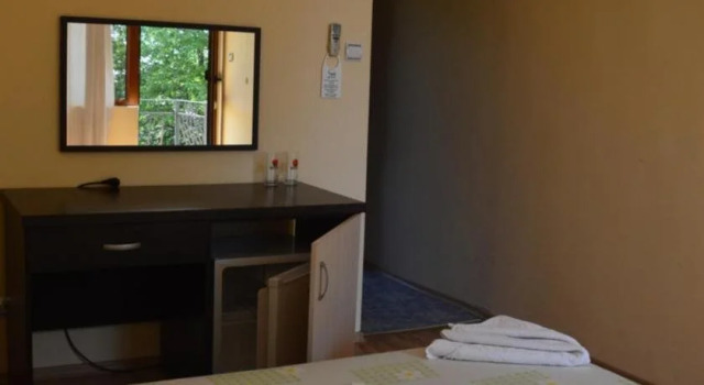 Enigma Hotel, Rezervovat Hotel Hotely v Dobrich Province s parkováním, Parkování