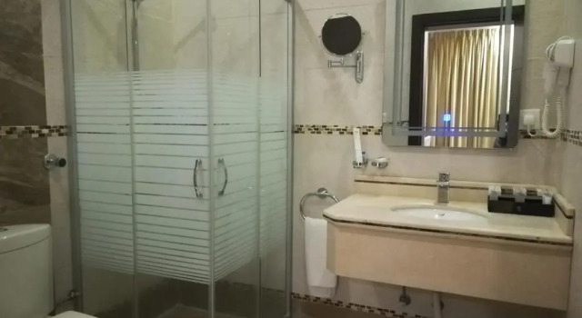 Одноместный номер Economy Rose White Hotel