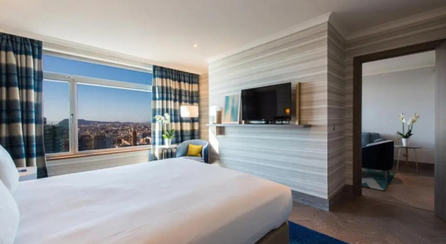 Люкс c 1 комнатой Hilton Diagonal Mar Barcelona