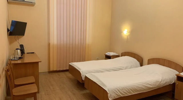 Inn on Zhytomyrska, Buchen Sie Hotel Svyatoshynskyj Kiew