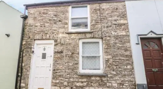 Town Centre Cottage, Забронировать Дом для отпуска Коттеджи Аберистуит, рядом с Traeth y De - South Beach, Коттедж