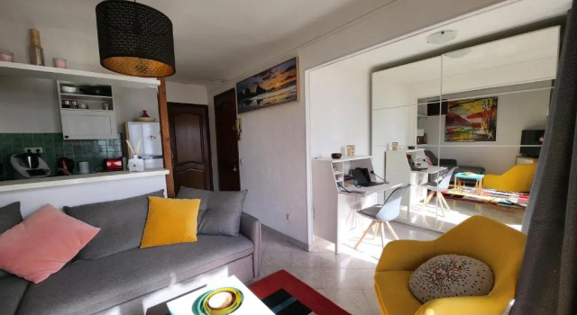 Апартаменты Le Lavandou T2 front de mer