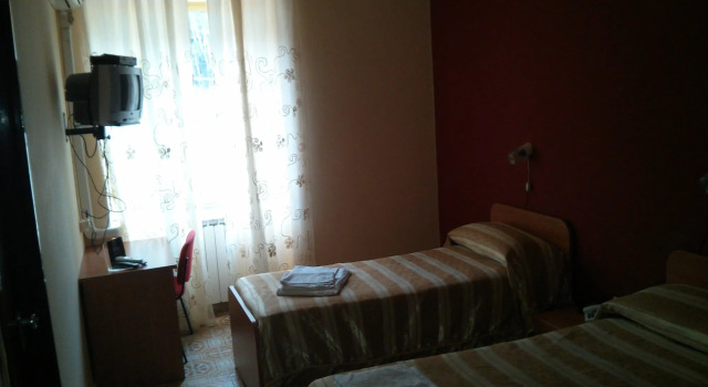Hotel Ristorante La Mimosa, Buchen Sie Hotel Lamezia Terme Kalabrien
