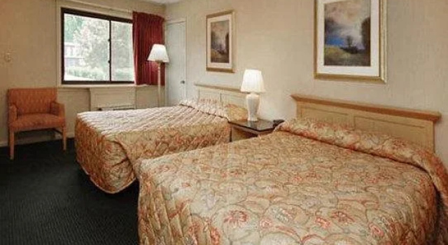 波基普西旅馆(Poughkeepsie Inn), Boek Hotel Poughkeepsie Hudson Valley