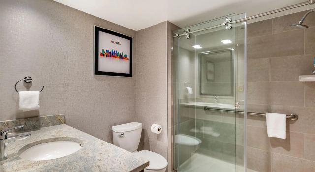 Номер Deluxe Drury Inn & Suites Atlanta Morrow