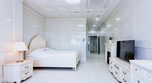 Номер Deluxe с видом на океан Donghae Boyang Hot Spring Convention Hotel