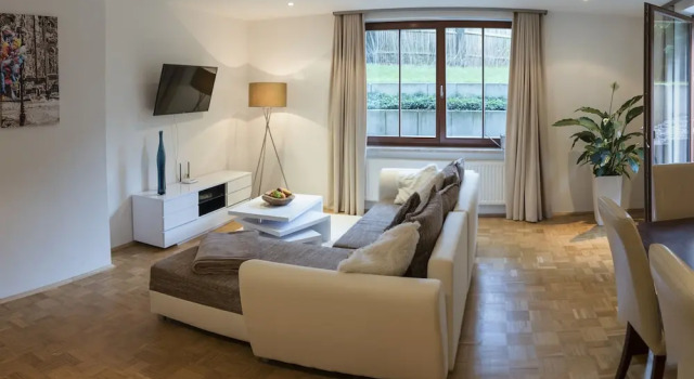 Ferienwohnung am Stadtpark, Prenota Hotel Hotel a Sassonia con parcheggio, Parcheggio