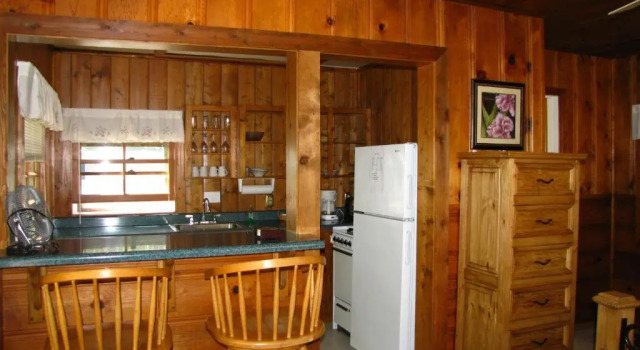 Коттедж Lake Place Resort