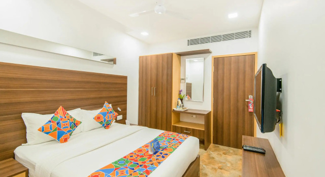 Treebo Golden Swan Tambaram, Забронировать Отель Отели штата Тамилнада 3 звезды, 3*