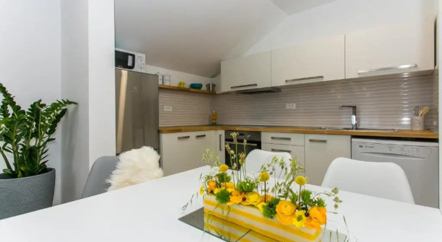Апартаменты Luxury Apartments And Studio Giovanni 1