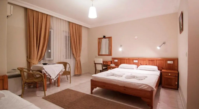 Трёхместный номер Standard Metin Hotel
