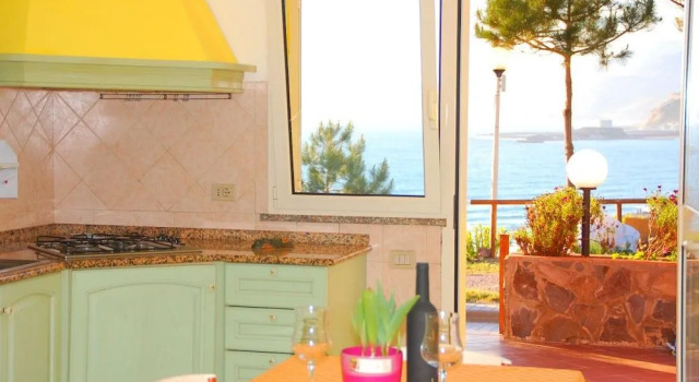 Turas Club Case Vacanze, Prenota Hotel Magomadas Sardegna del Sud