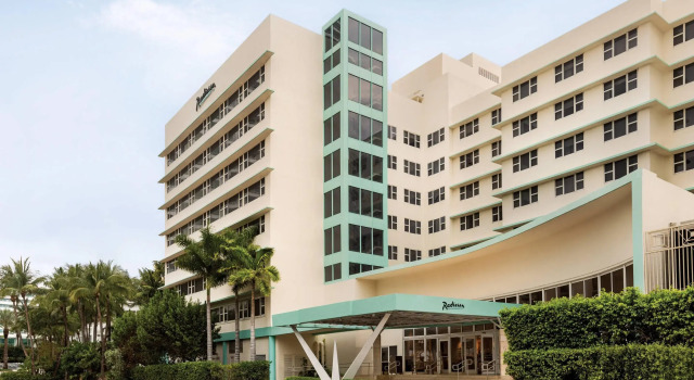 Radisson Resort Miami Beach