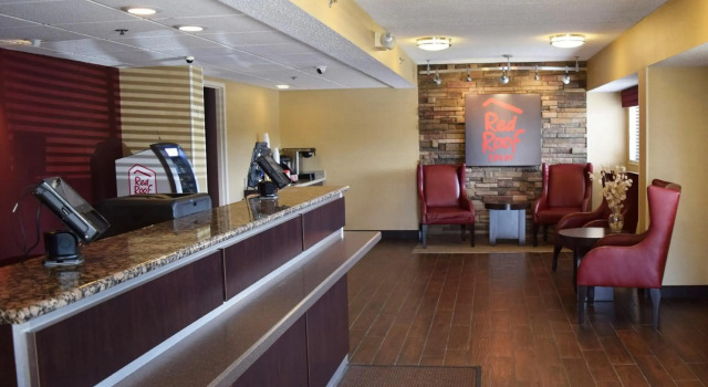Red Roof Inn Syracuse, Забронировать Отель Ист-Сиракьюс Finger Lakes