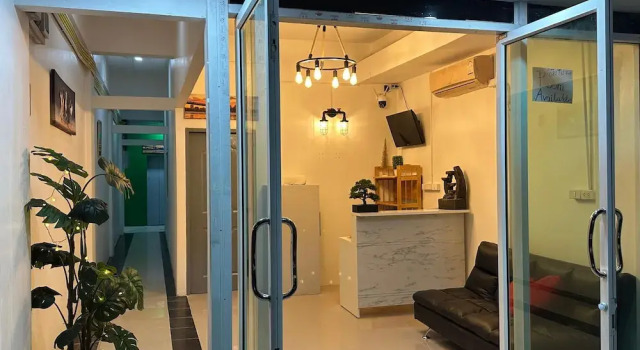 LimeTree Loft Guesthouse, Забронировать Отель Недорогие отели острова Пхукета, недорого