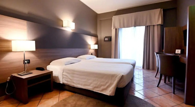 Трёхместный номер Hotel Sunflower