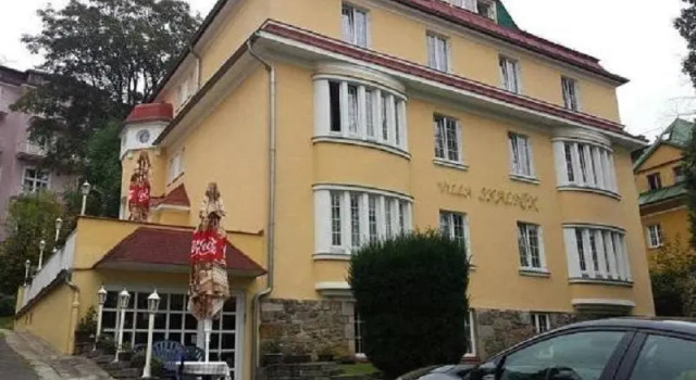 Villa Skalnik Marianske Lazne, Забронировать Вилла Отели Мареанске-Лазне 3 звезды, рядом с Железнодорожный вокзал Марианске-Лазне - Центр, 3*