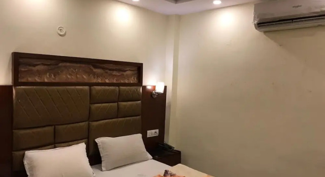 ADB Rooms Gaurav Guest House