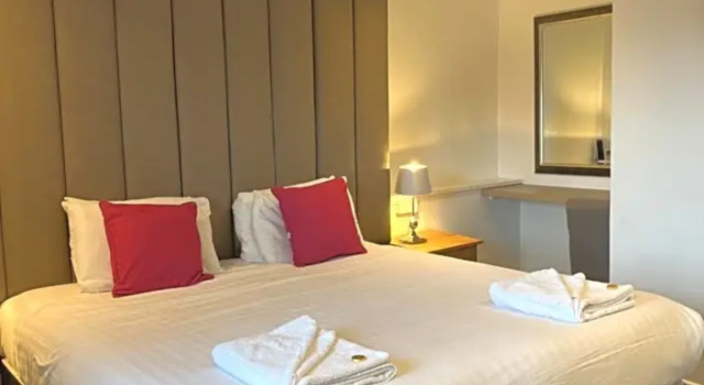 Номер Standard Kings Hotel