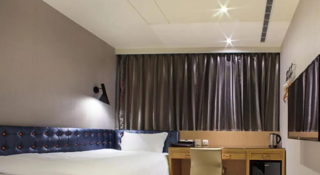Двухместный номер Standard с видом на город Stay Hotel - Taichung Yizhong