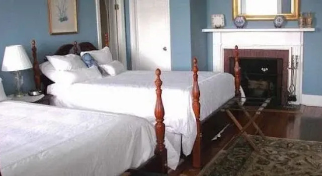 Marriott Ranch Bed and Breakfast, Prenota Hotel  