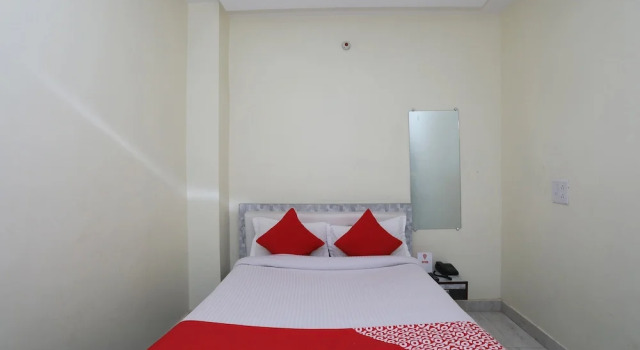 Номер Standard OYO 10969 Hotel US Residency