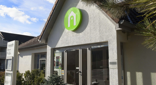 Campanile Pontarlier, Rezerwuj Hotel Hotele w Doubs z basenem, Basen