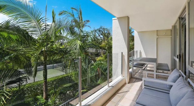 Апартаменты с 2 комнатами с балконом Noosa Harbour Resort