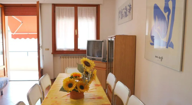 Cozy Appartment In Marina Di Massa Just 500M From The Sea And From The Beach, Забронировать Дом для отпуска Коттеджи Apuana coast, Коттедж