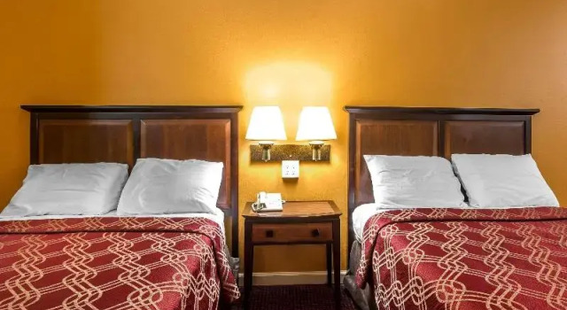 Номер Standard Econo Lodge At Six Flags