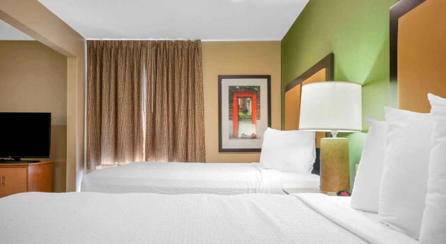 Четырёхместная студия Deluxe Extended Stay America Suites - Pittsburgh - Airport