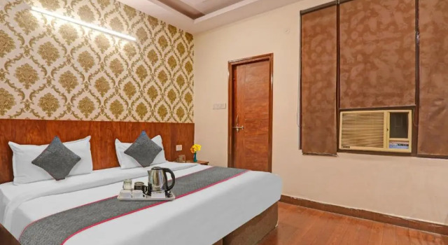 OYO Flagship 89895 Hotel Star Link, Забронировать Отель Kaliānpur штат Уттар-Прадеш
