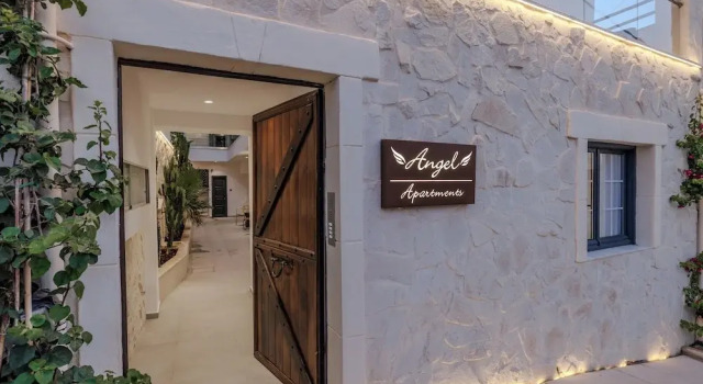 Angel Apartments 1, Забронировать Апартаменты/квартира Кутулуфари 