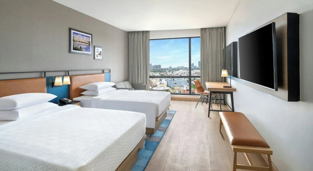 Четырёхместный номер Premium с видом на город Four Points by Sheraton Chennai, Velachery