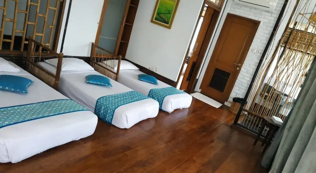 Babakan Siluhur Kampung Sumber Alam Garut
