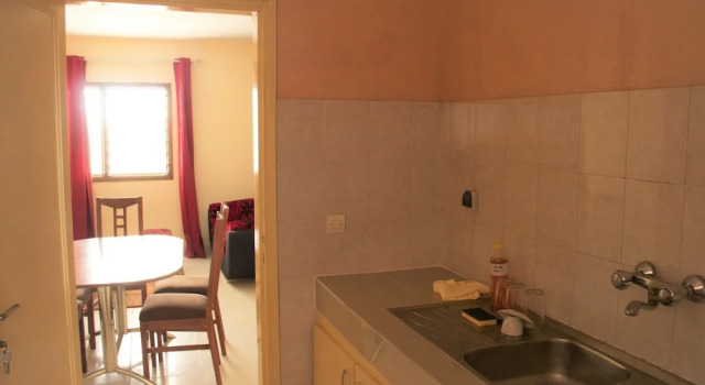 Immeuble Comara, Prenota Hotel Hotel economici a Abidjan