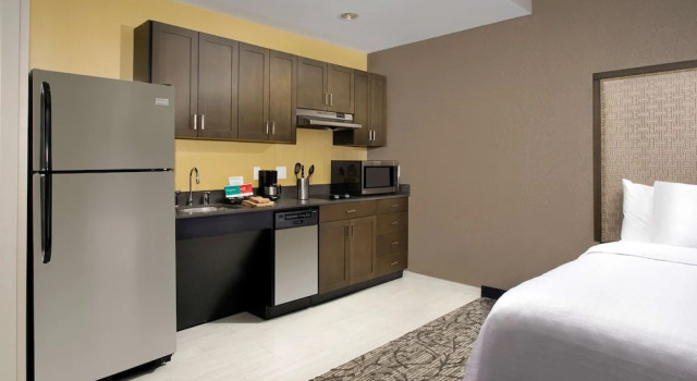 Двухместная студия with Roll In Shower Mobility/Hearing Accessible Homewood Suites by Hilton Miami Downtown/Brickell