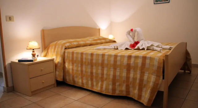 Standard- tredobbelt værelse med altan Hotel L’Ancora***