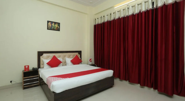 Sr Blessings By OYO Rooms