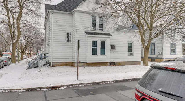 Апартаменты 1 Mi to Dtwn: Pet-friendly Corning Retreat