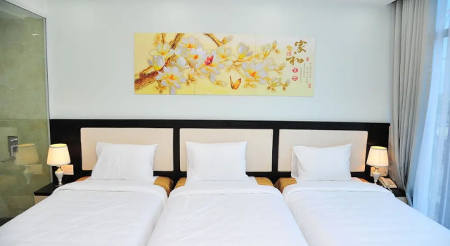 Номер Deluxe Golden Dragon Hotel